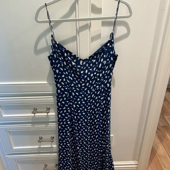 Reformation dress - Picture 2 of 3